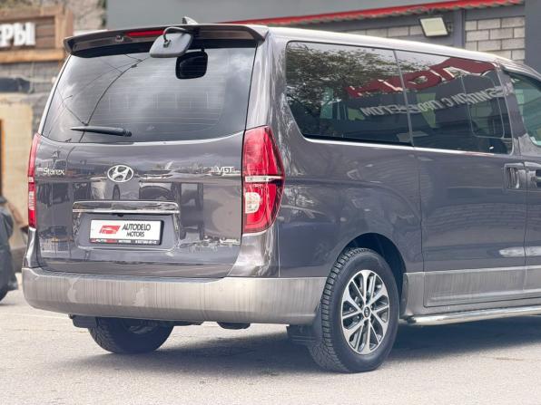 Hyundai Grand Starex I Рестайлинг 2 с пробегом 2019 года, цена 4 200 000 рублей, 63626 км, минивэн, Автокод Объявления