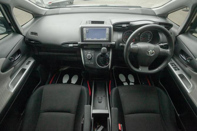 Toyota Wish II с пробегом 2009 года, цена 1 198 000 рублей, 217900 км, минивэн, Автокод Объявления