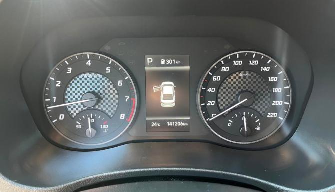 Hyundai Solaris II Рестайлинг с пробегом 2020 года, цена 1 655 700 рублей, 141206 км, седан, Автокод Объявления