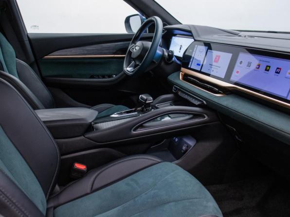 Geely Monjaro I с пробегом 2023 года, цена 2 945 000 рублей, 71112 км, внедорожник, Автокод Объявления