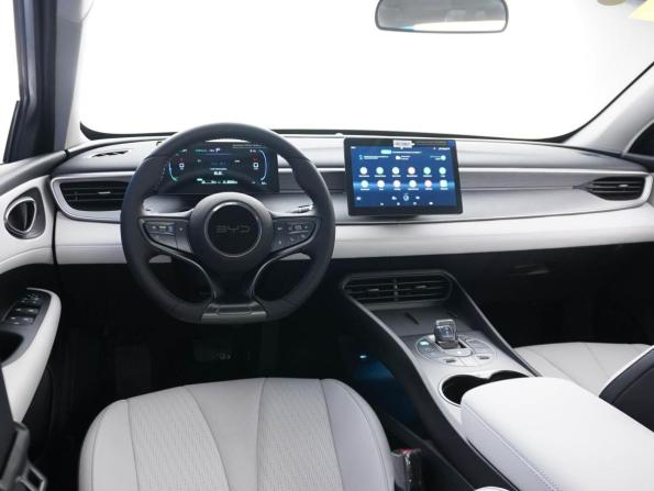 BYD Seal 05 с пробегом 2025 года, цена 2 989 434 рубля, 32 км, седан, Автокод Объявления