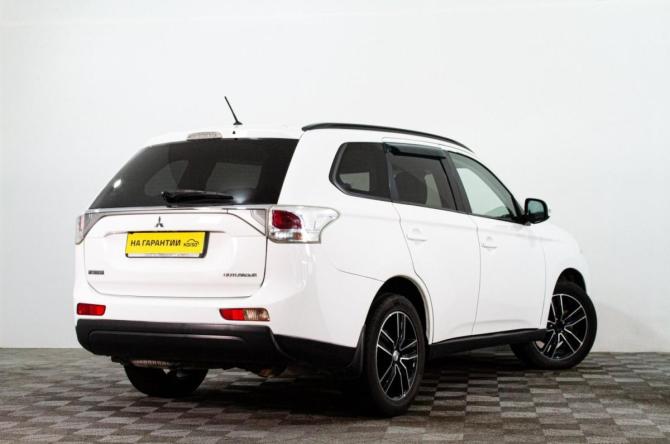 Mitsubishi Outlander III с пробегом 2013 года, цена 1 399 000 рублей, 209000 км, внедорожник, Автокод Объявления