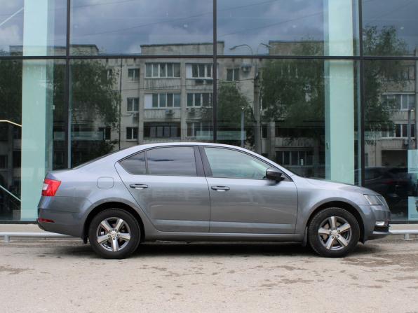 Skoda Octavia III (A7) Рестайлинг с пробегом 2018 года, цена 1 599 000 рублей, 158413 км, лифтбек, Автокод Объявления