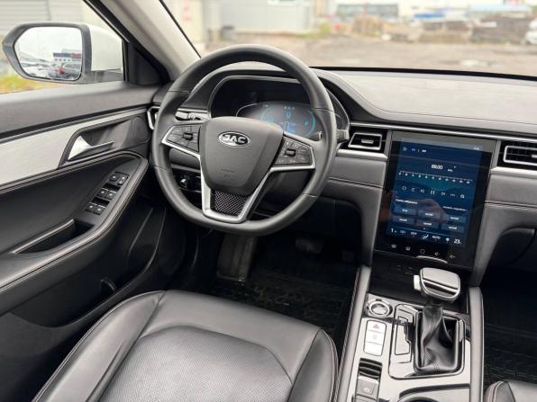 JAC J7 I с пробегом 2023 года, цена 1 125 000 рублей, 82000 км, лифтбек, Автокод Объявления