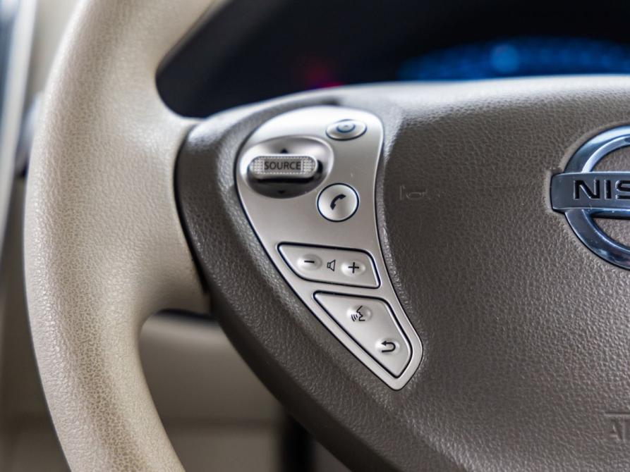 Nissan Leaf I (ZE0/AZE0) Волгоград  - изображение 19