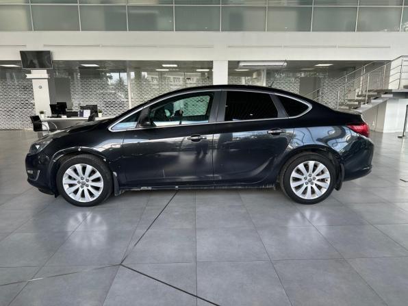 Opel Astra J Рестайлинг с пробегом 2014 года, цена 745 000 рублей, 179000 км, седан, Автокод Объявления