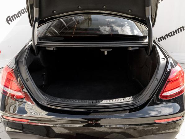 Mercedes-Benz E-Класс V (W213 S213 C238) с пробегом 2019 года, цена 2 830 000 рублей, 198784 км, седан, Автокод Объявления