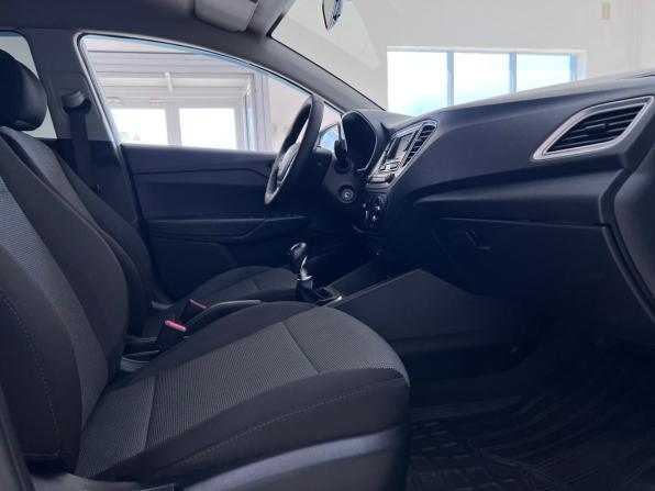 Hyundai Solaris II Рестайлинг с пробегом 2020 года, цена 1 320 000 рублей, 122780 км, седан, Автокод Объявления