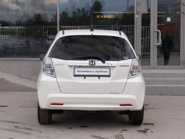 Honda Fit II с пробегом 2011 года, цена 840 000 рублей, 194987 км, хэтчбек, Автокод Объявления