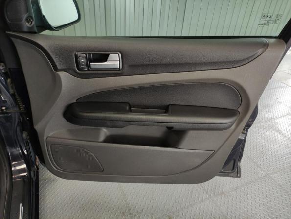 Ford Focus II с пробегом 2006 года, цена 345 000 рублей, 171000 км, хэтчбек, Автокод Объявления