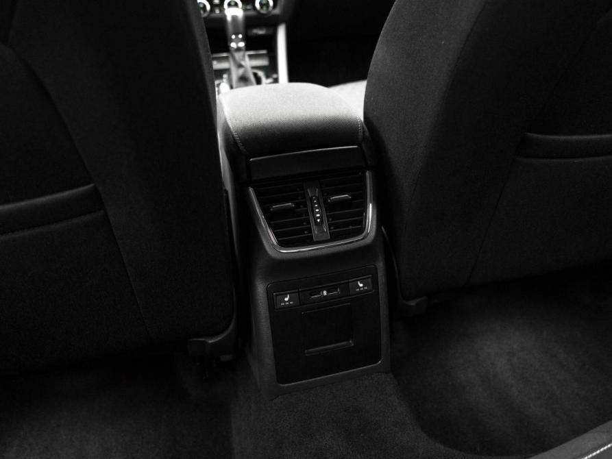 Skoda Octavia III (A7) Рестайлинг Москва  - изображение 13