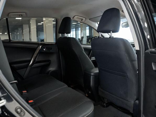 Toyota RAV4 IV (XA40) Рестайлинг с пробегом 2018 года, цена 2 536 000 рублей, 131767 км, внедорожник, Автокод Объявления