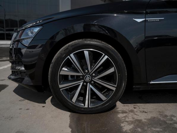 Skoda Superb III Рестайлинг с пробегом 2025 года, цена 3 050 000 рублей, 3424 км, лифтбек, Автокод Объявления