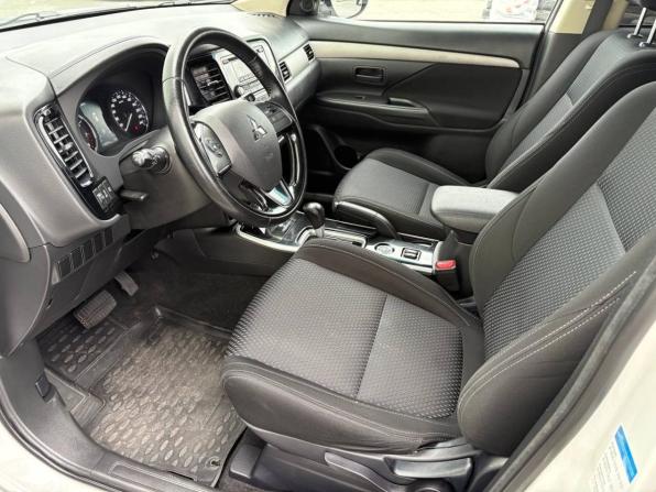Mitsubishi Outlander III Рестайлинг 3 с пробегом 2018 года, цена 1 990 000 рублей, 117000 км, внедорожник, Автокод Объявления