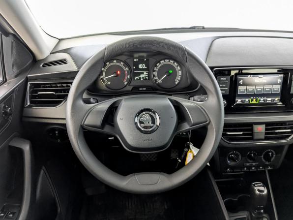 Skoda Rapid II с пробегом 2021 года, цена 1 550 000 рублей, 122652 км, лифтбек, Автокод Объявления