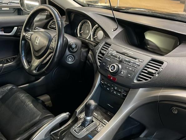Honda Accord VIII с пробегом 2010 года, цена 1 275 000 рублей, 159405 км, седан, Автокод Объявления