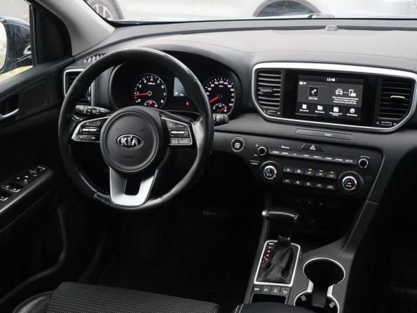 Kia Sportage IV Рестайлинг с пробегом 2019 года, цена 1 990 000 рублей, 176038 км, внедорожник, Автокод Объявления