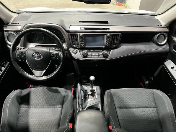 Toyota RAV4 IV (XA40) Рестайлинг с пробегом 2019 года, цена 2 850 000 рублей, 117000 км, внедорожник, Автокод Объявления