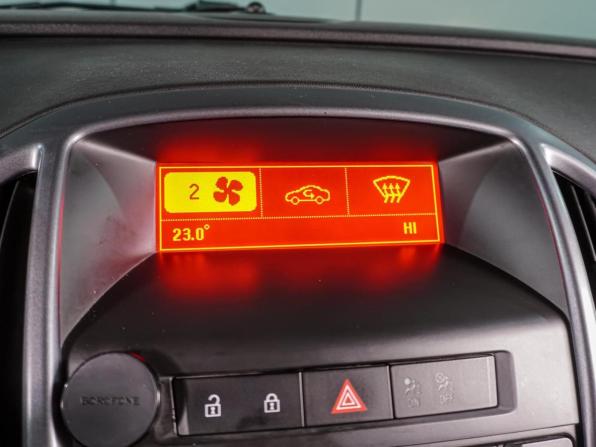 Opel Astra J Рестайлинг с пробегом 2012 года, цена 799 000 рублей, 160086 км, хэтчбек, Автокод Объявления