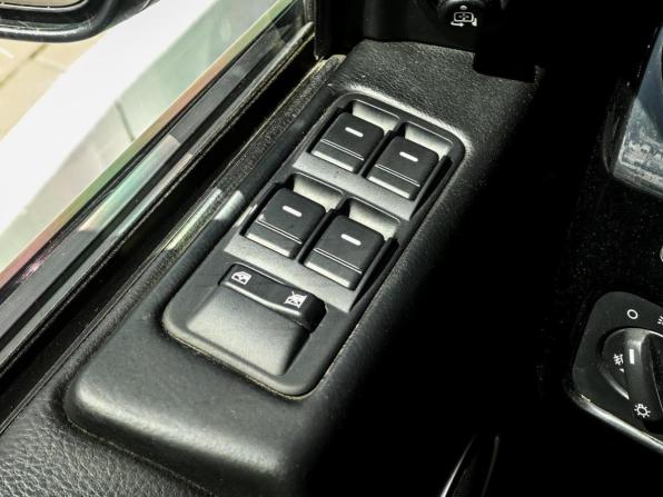 Land Rover Discovery III с пробегом 2008 года, цена 1 220 000 рублей, 260061 км, внедорожник, Автокод Объявления