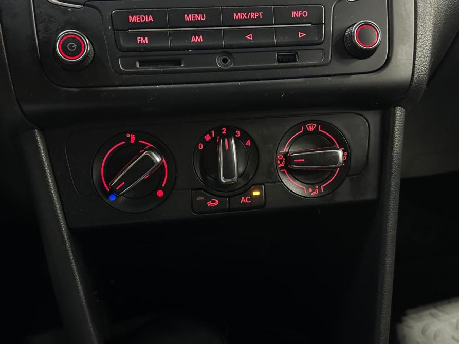 Volkswagen Polo V Санкт-Петербург  - изображение 16