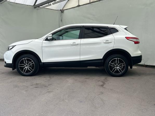 Nissan Qashqai II с пробегом 2015 года, цена 1 114 000 рублей, 203878 км, внедорожник, Автокод Объявления