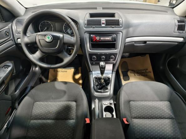 Skoda Octavia II (A5) Рестайлинг с пробегом 2013 года, цена 735 000 рублей, 285090 км, лифтбек, Автокод Объявления