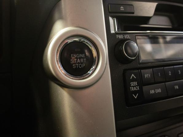 Toyota Land Cruiser Prado 150 Series с пробегом 2012 года, цена 2 995 000 рублей, 193523 км, внедорожник, Автокод Объявления