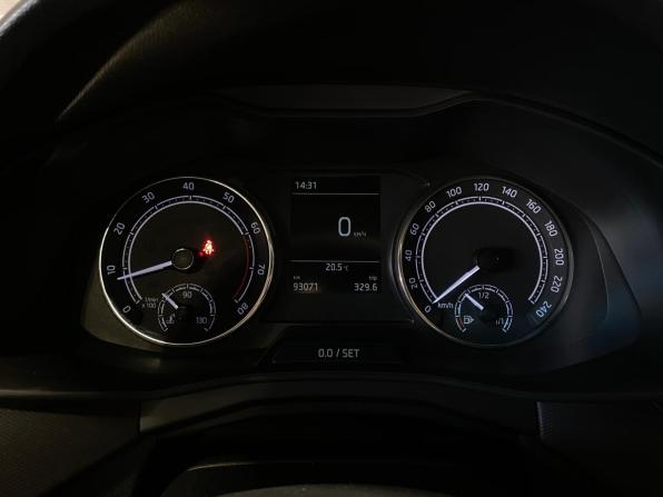 Skoda Rapid II с пробегом 2021 года, цена 1 349 000 рублей, 93070 км, лифтбек, Автокод Объявления