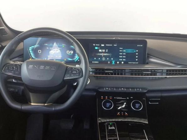 Exeed LX I Рестайлинг 2 с пробегом 2024 года, цена 2 220 000 рублей, 16387 км, внедорожник, Автокод Объявления