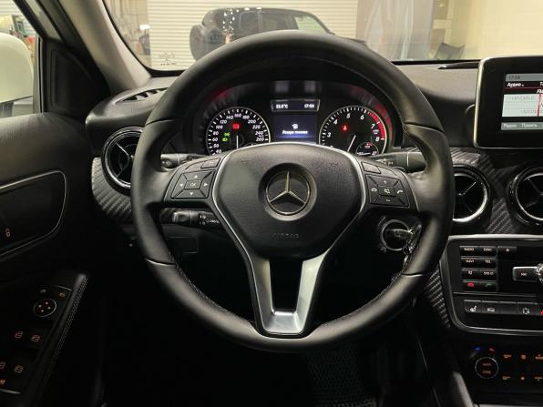 Mercedes-Benz GLA I (X156) с пробегом 2015 года, цена 1 930 000 рублей, 137878 км, внедорожник, Автокод Объявления