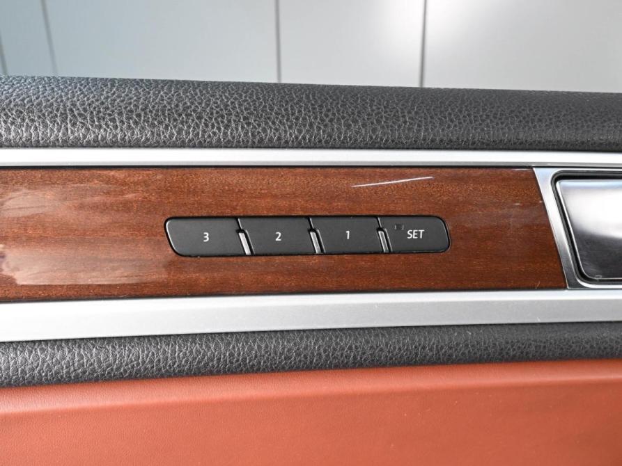 Volkswagen Touareg II Рестайлинг Ростов-на-Дону  - изображение 19
