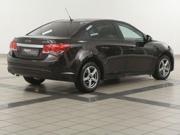 Chevrolet Cruze I Рестайлинг с пробегом 2015 года, цена 681 000 рублей, 195000 км, седан, Автокод Объявления