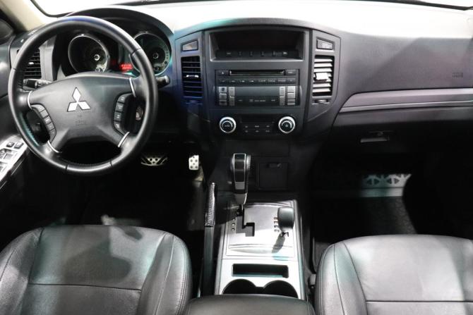 Mitsubishi Pajero IV Рестайлинг 1 с пробегом 2013 года, цена 1 850 000 рублей, 202592 км, внедорожник, Автокод Объявления