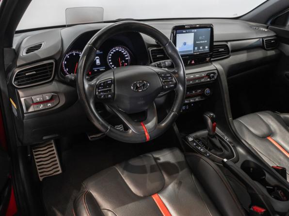 Hyundai Veloster II с пробегом 2019 года, цена 2 270 000 рублей, 71986 км, хэтчбек, Автокод Объявления