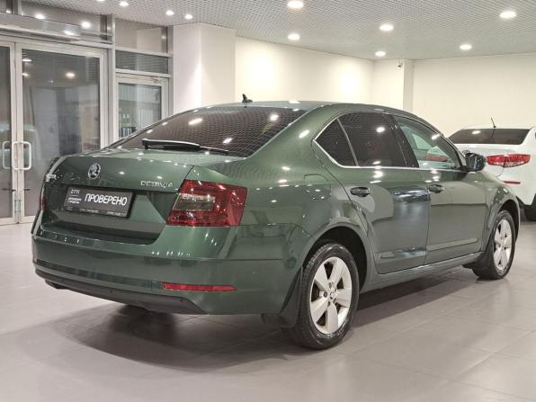 Skoda Octavia III (A7) Рестайлинг с пробегом 2020 года, цена 1 785 000 рублей, 121332 км, лифтбек, Автокод Объявления