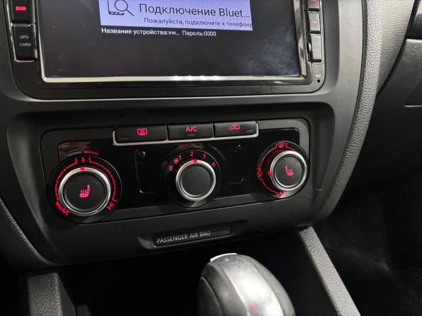 Volkswagen Jetta VI с пробегом 2013 года, цена 1 140 000 рублей, 209913 км, седан, Автокод Объявления