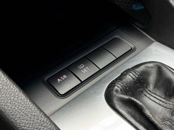 Volkswagen Jetta V с пробегом 2006 года, цена 499 000 рублей, 336000 км, седан, Автокод Объявления
