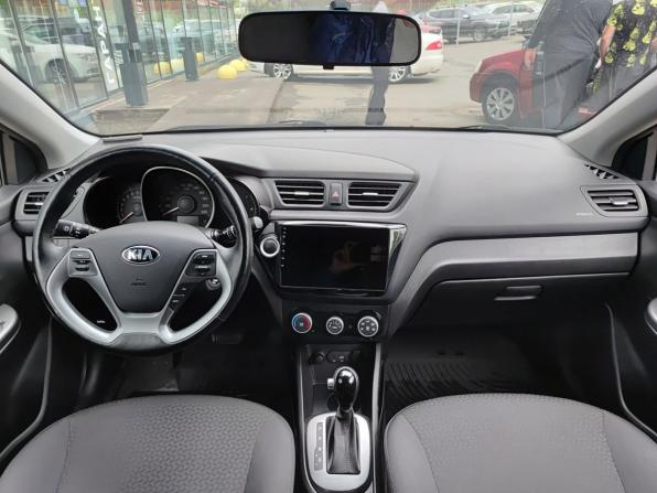 Kia Rio III Рестайлинг с пробегом 2015 года, цена 1 260 000 рублей, 60000 км, хэтчбек, Автокод Объявления