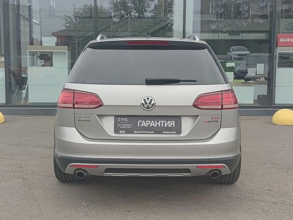 Volkswagen Golf VII Рестайлинг с пробегом 2017 года, цена 1 899 000 рублей, 83199 км, универсал, Автокод Объявления