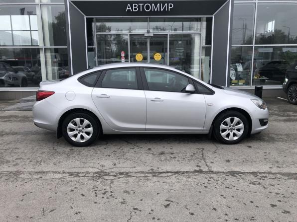 Opel Astra J Рестайлинг с пробегом 2014 года, цена 855 000 рублей, 205920 км, седан, Автокод Объявления