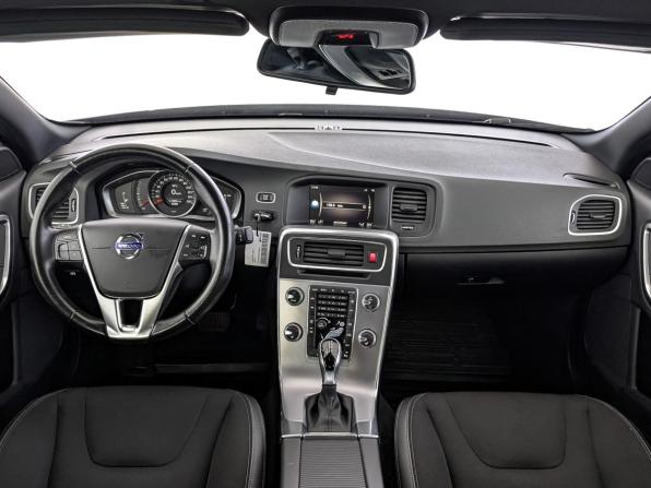 Volvo S60 II Рестайлинг с пробегом 2017 года, цена 2 150 000 рублей, 53376 км, седан, Автокод Объявления