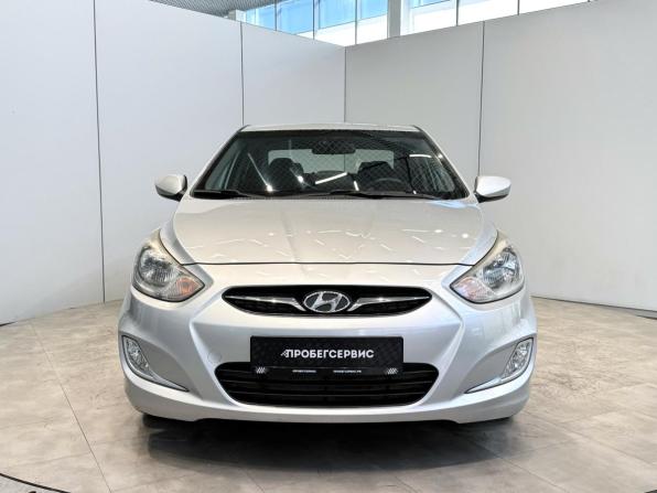 Hyundai Solaris I с пробегом 2012 года, цена 850 000 рублей, 182155 км, седан, Автокод Объявления