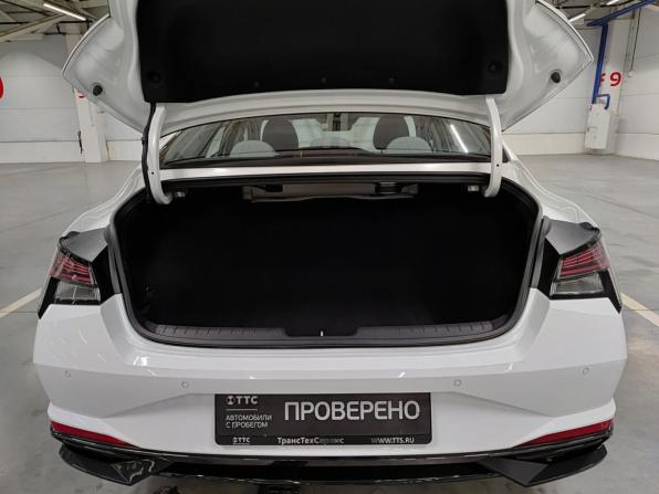 Hyundai Elantra VII (CN7) с пробегом 2022 года, цена 2 350 000 рублей, 41285 км, седан, Автокод Объявления