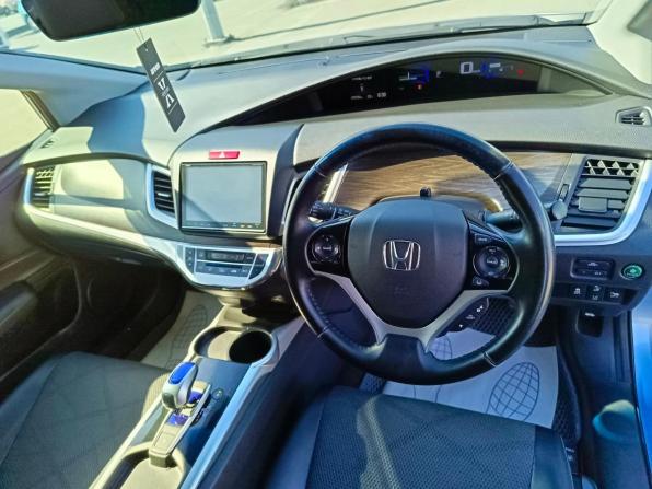 Honda Jade I с пробегом 2015 года, цена 1 419 000 рублей, 129722 км, минивэн, Автокод Объявления