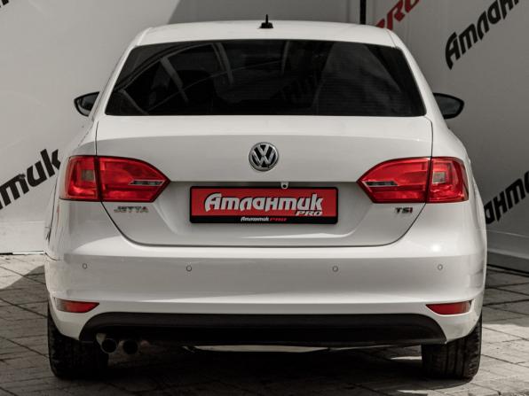 Volkswagen Jetta VI с пробегом 2013 года, цена 1 050 000 рублей, 152838 км, седан, Автокод Объявления