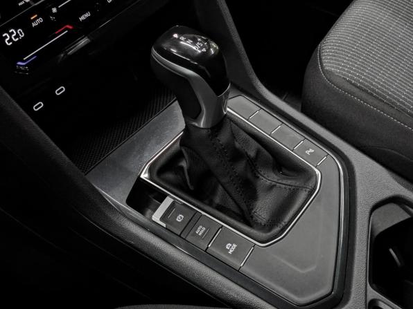 Volkswagen Tiguan II Рестайлинг с пробегом 2022 года, цена 3 155 000 рублей, 30461 км, внедорожник, Автокод Объявления