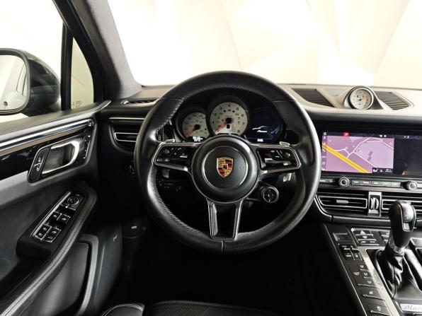 Porsche Macan I Рестайлинг с пробегом 2019 года, цена 4 595 000 рублей, 96436 км, внедорожник, Автокод Объявления