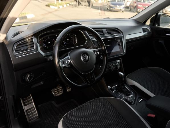 Volkswagen Tiguan II с пробегом 2019 года, цена 2 298 000 рублей, 208330 км, внедорожник, Автокод Объявления