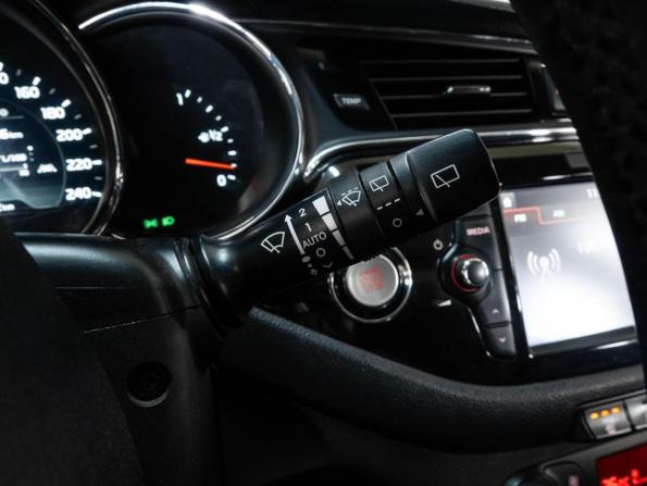 Kia Ceed II Рестайлинг с пробегом 2018 года, цена 1 579 000 рублей, 159152 км, универсал, Автокод Объявления